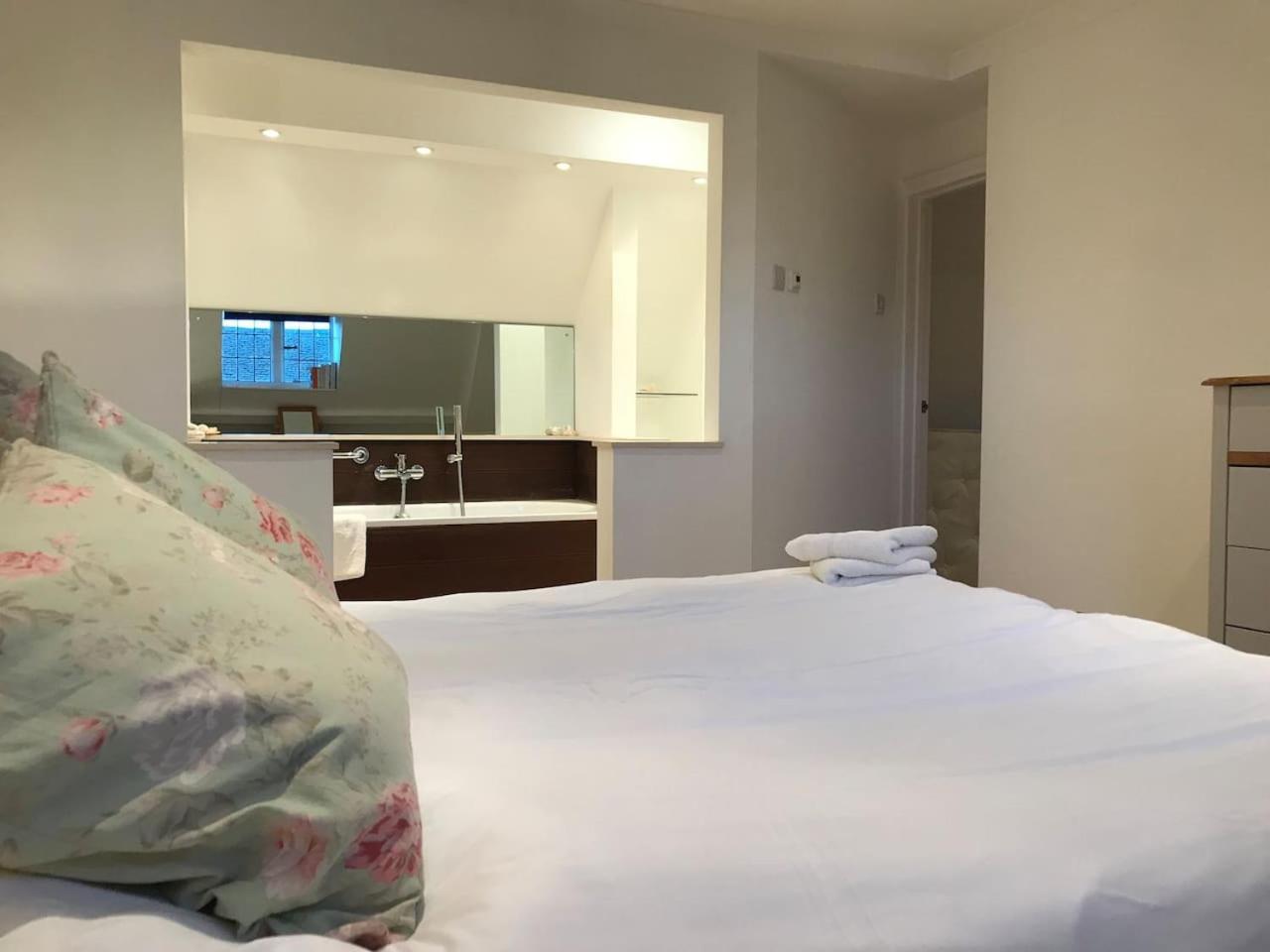 Church Farm Cottage Cheltenham Ngoại thất bức ảnh